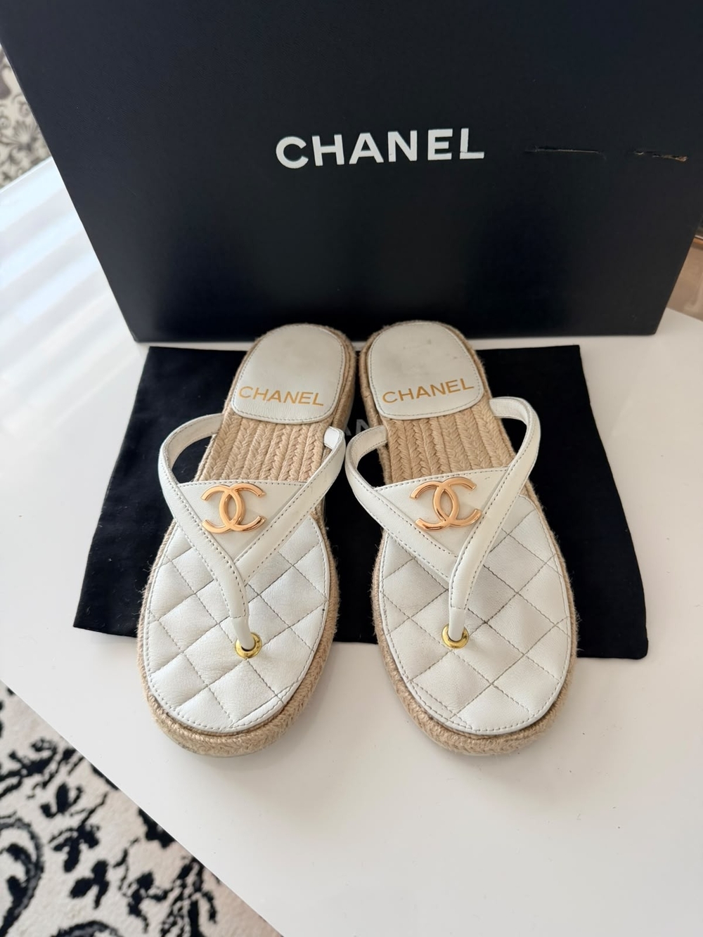 CHANEL White Quilted Leather Thong Espadrille Sandals with Gold CC
